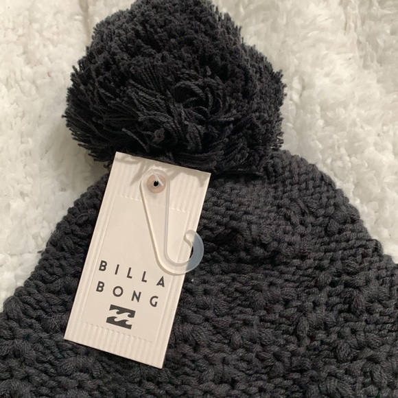 Casual Cool Slouchy Beanie - Picture 3 of 5